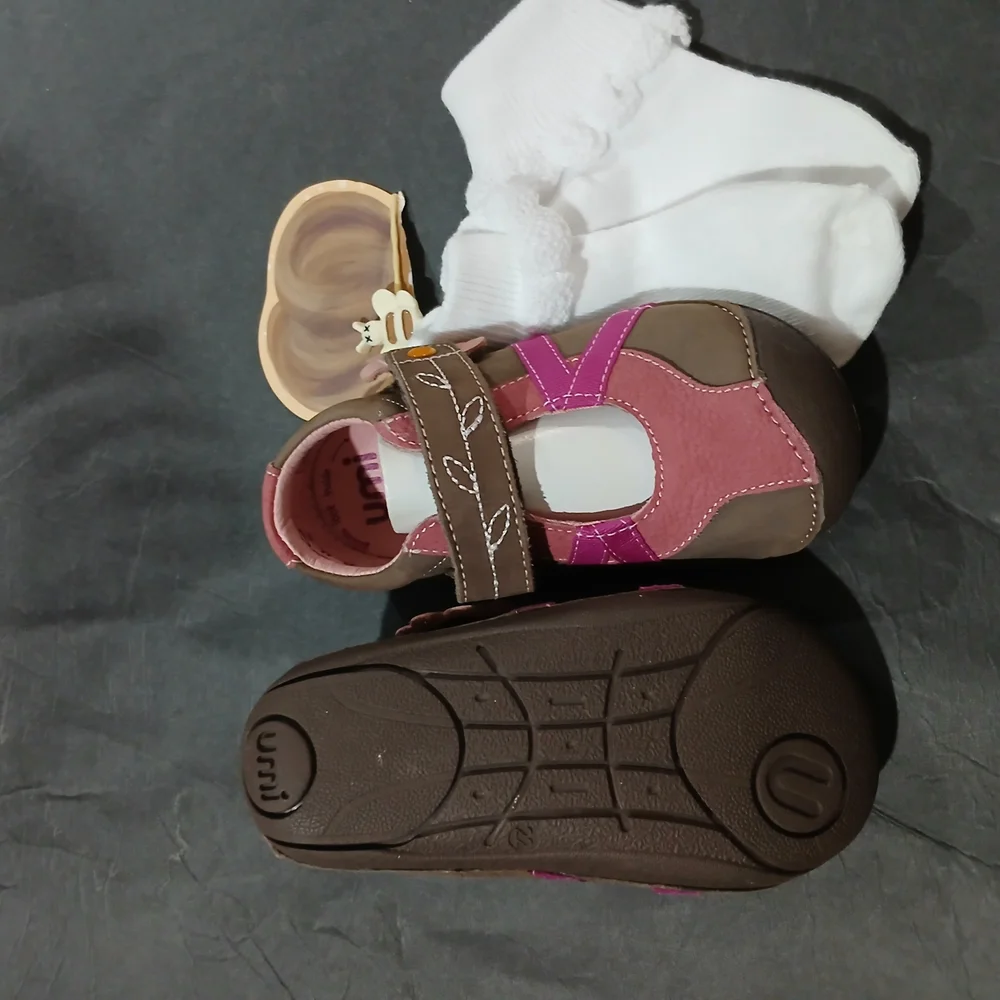 Final $8 /UMI Girls Kids Pink and Brown Shoes - Picture 3 of 6